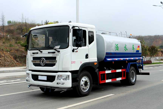 怎樣排除灑水車(chē)柴油機(jī)過(guò)早、過(guò)遲的噴油現(xiàn)象？